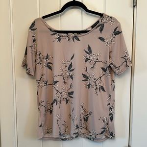 Cute 3 tie back blouse